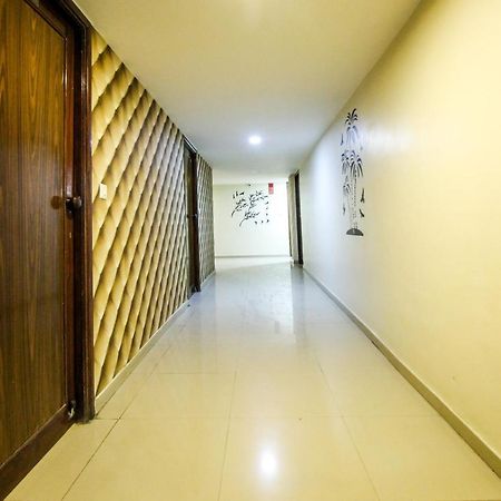Hotel Seven Ахмедабад Экстерьер фото